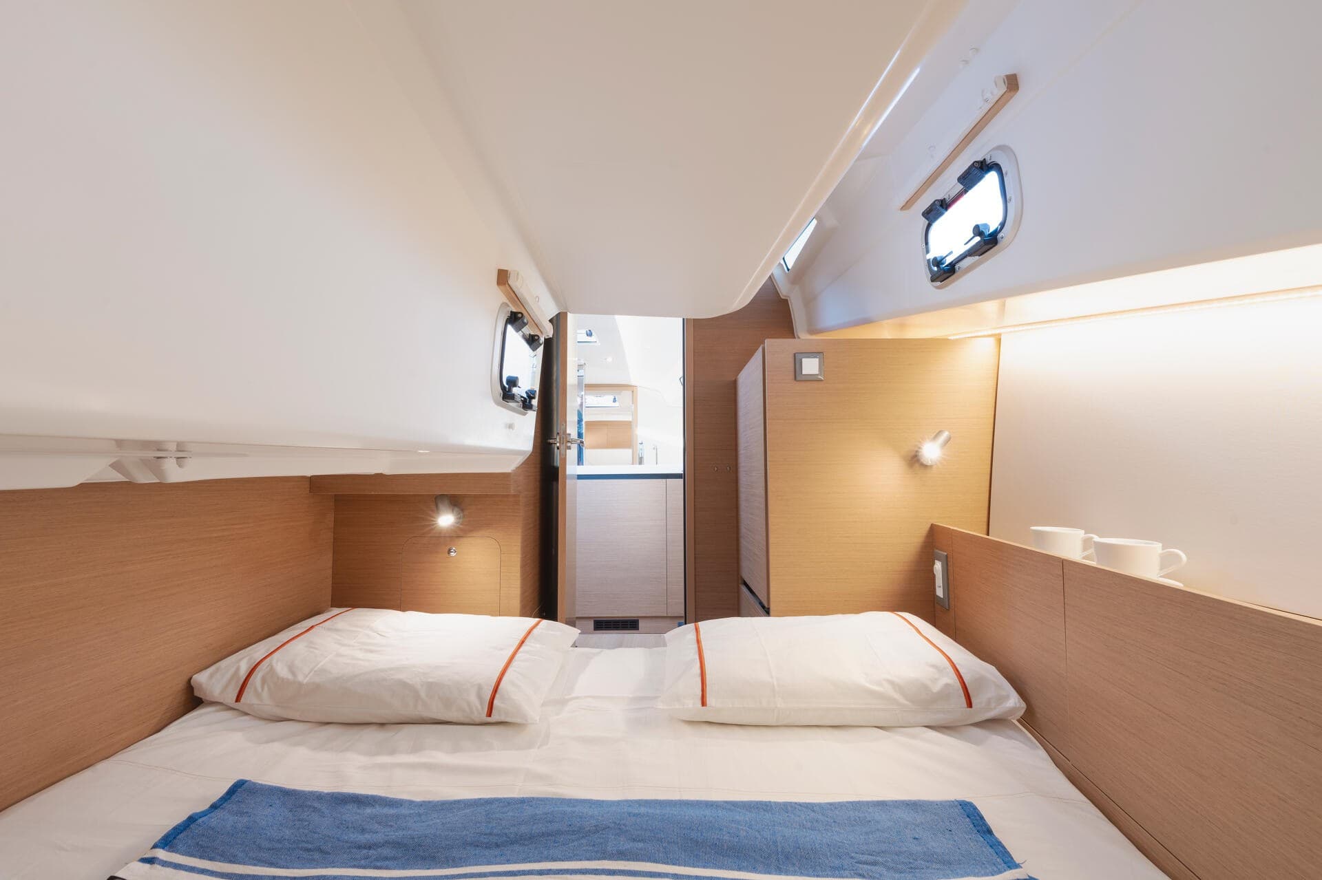 Jeanneau SUN ODYSSEY 350 usato - foto hero 14