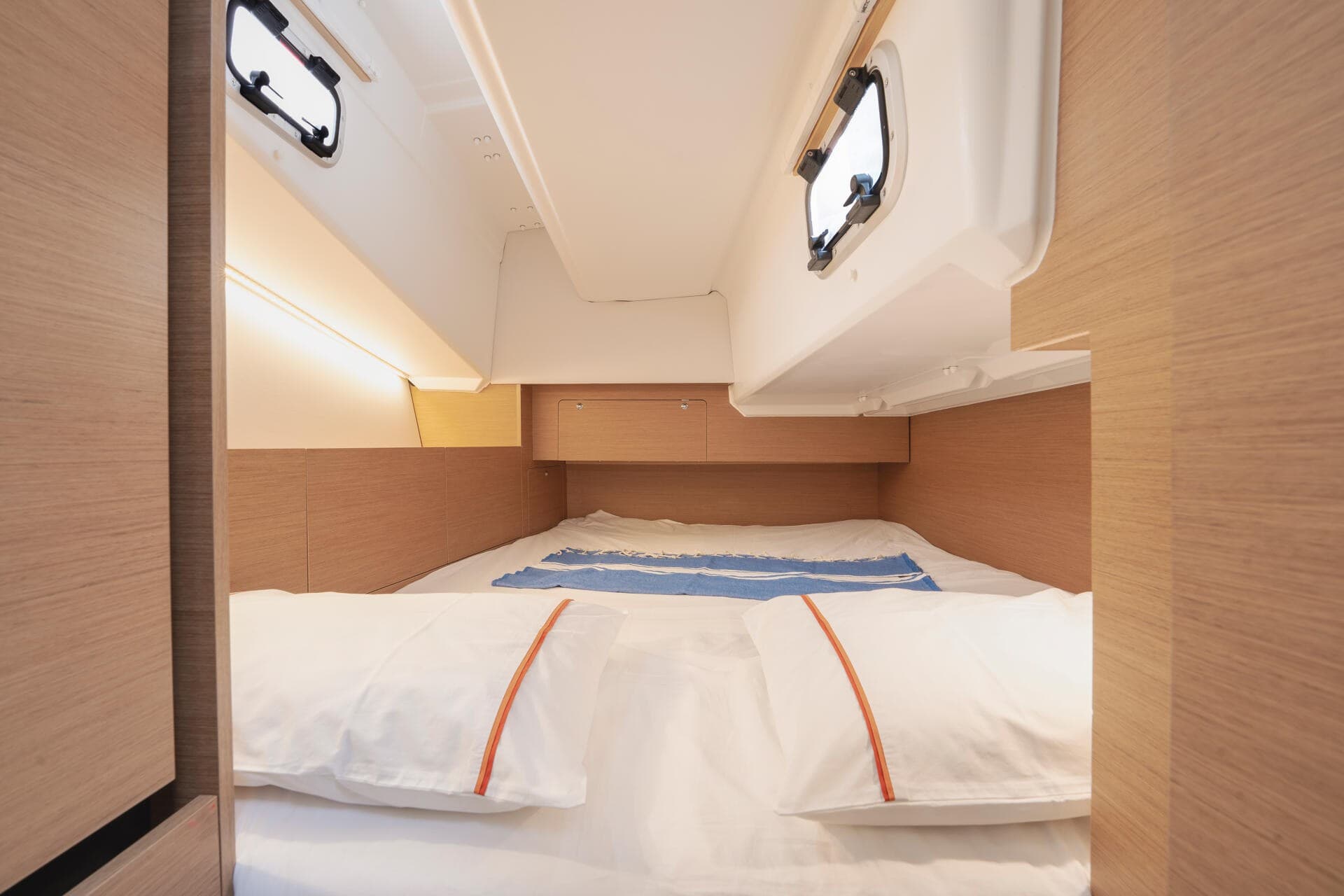 Jeanneau SUN ODYSSEY 350 usato - foto hero 13