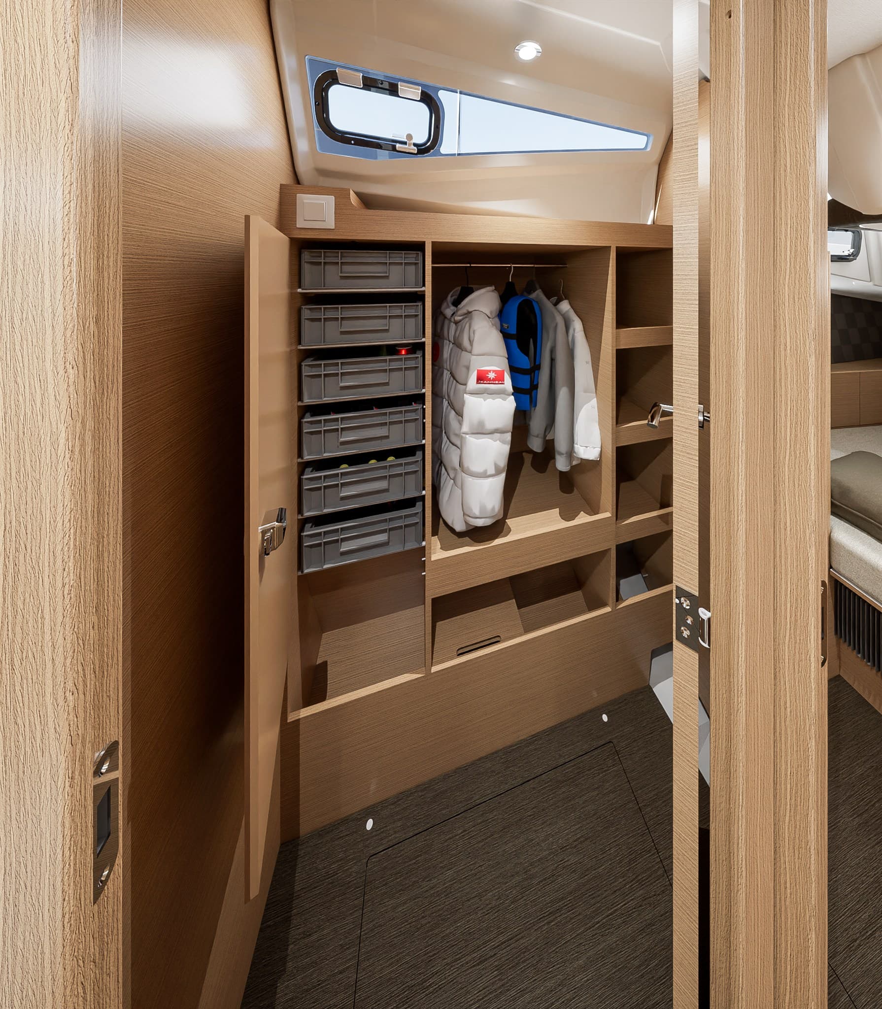 Jeanneau SUN ODYSSEY 455 used - hero image 10