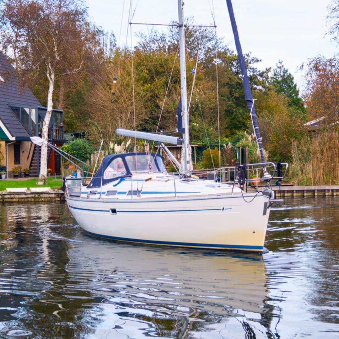 Bavaria 34 - Main View Bavaria 34 - Main View