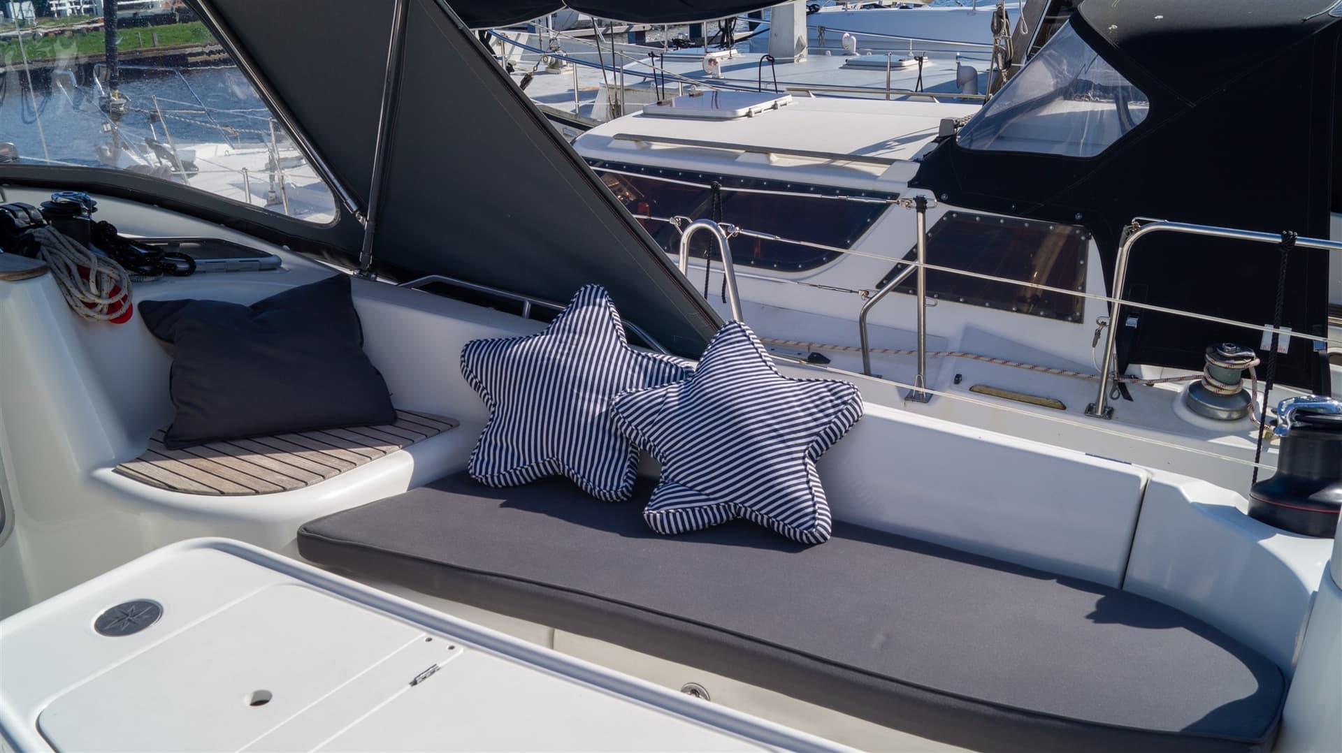 Jeanneau SUN ODYSSEY 42 DS usato - foto hero 40