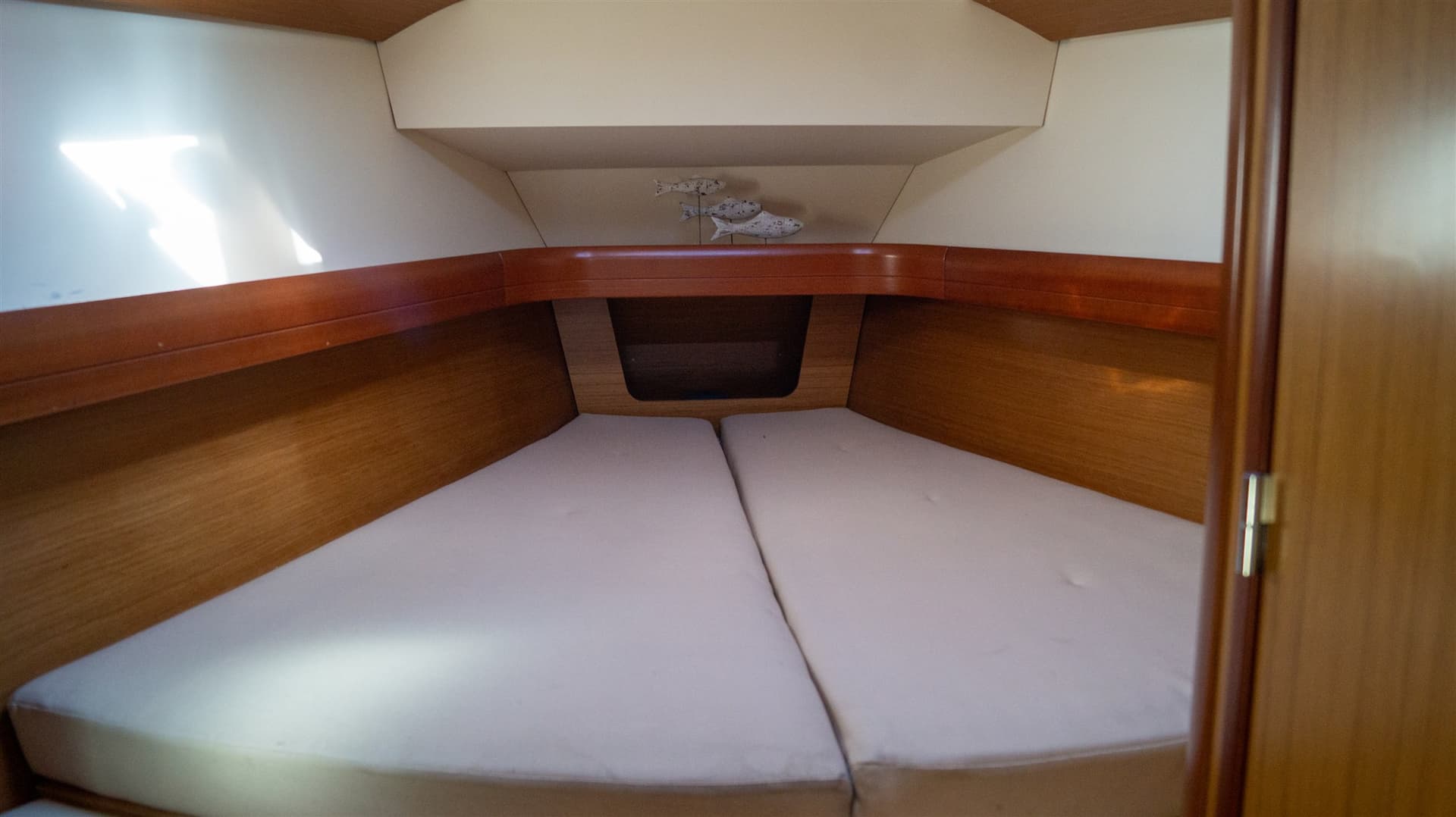 Jeanneau SUN ODYSSEY 42 DS usato - foto hero 60
