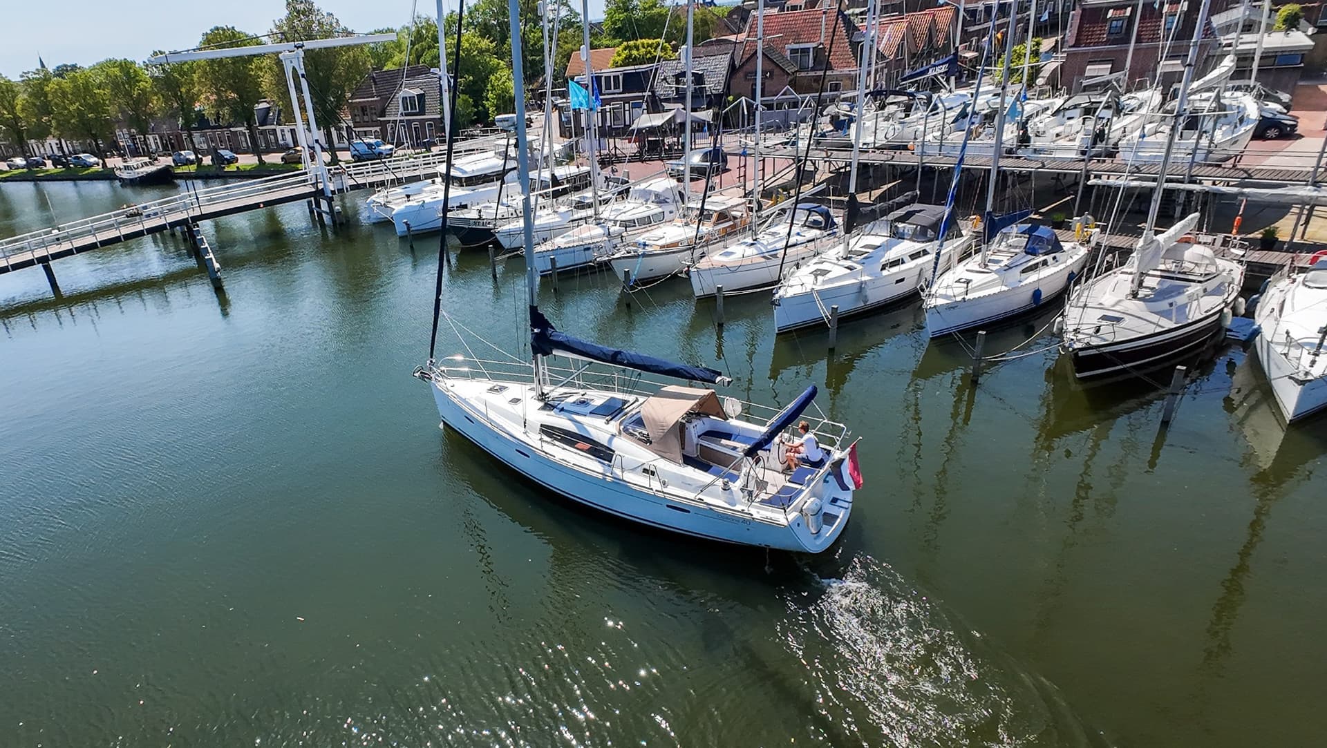 Beneteau OCEANIS 40 usato - foto hero 2