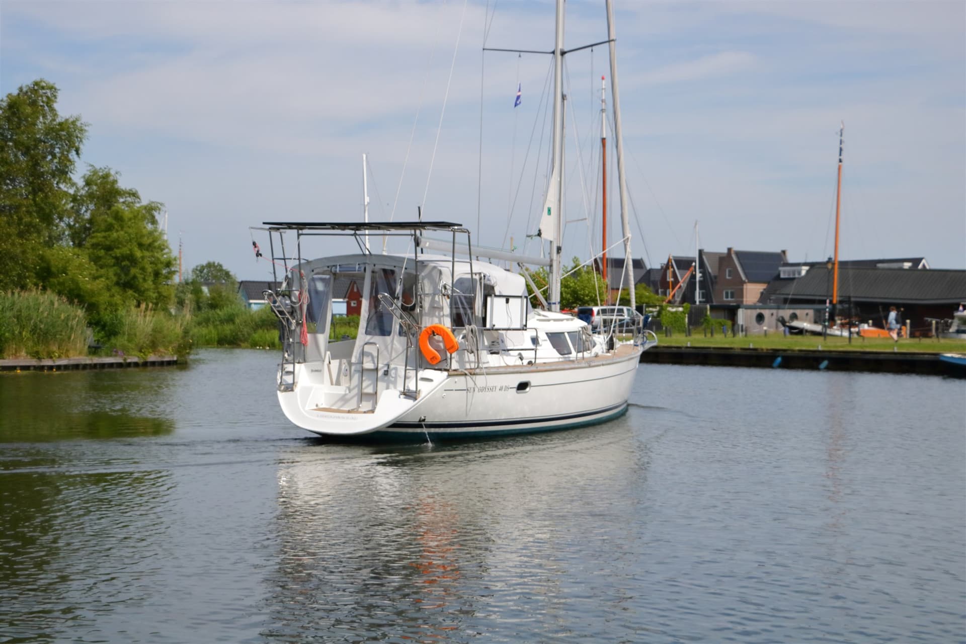 Jeanneau Sun Odyssey 40 Ds - Detail View 1 Jeanneau Sun Odyssey 40 Ds - Detail View 1