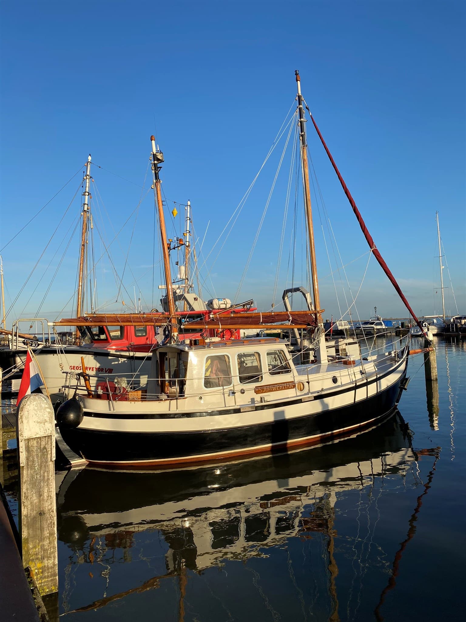 Danish Rose 31 - Interior View Danish Rose 31 - Interior View