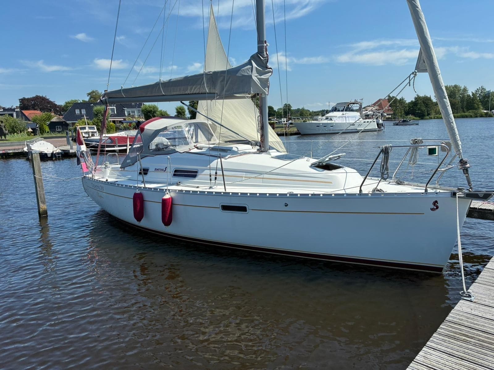 Beneteau OCEANIS 281 usato - vista principale