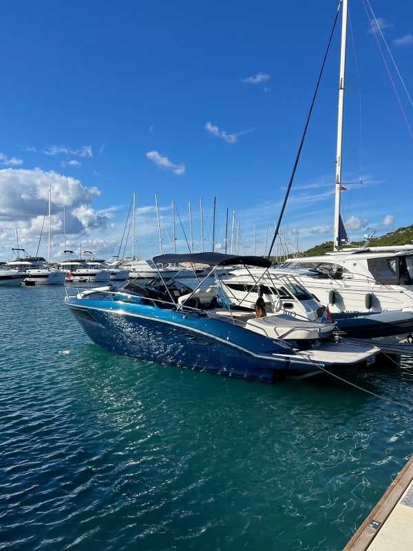 Cranchi Endurance 30 - Main View Cranchi Endurance 30 - Main View