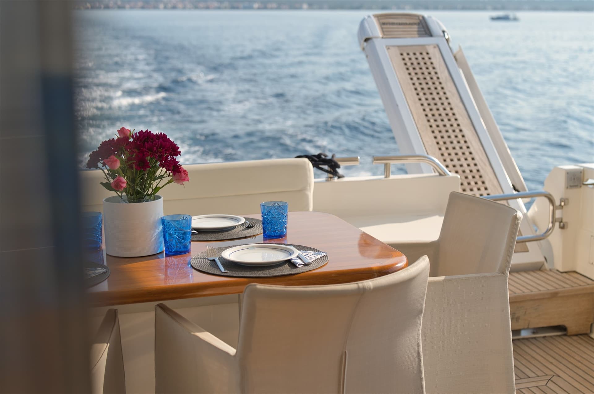 Ferretti Yachts 681 - Deck View Ferretti Yachts 681 - Deck View