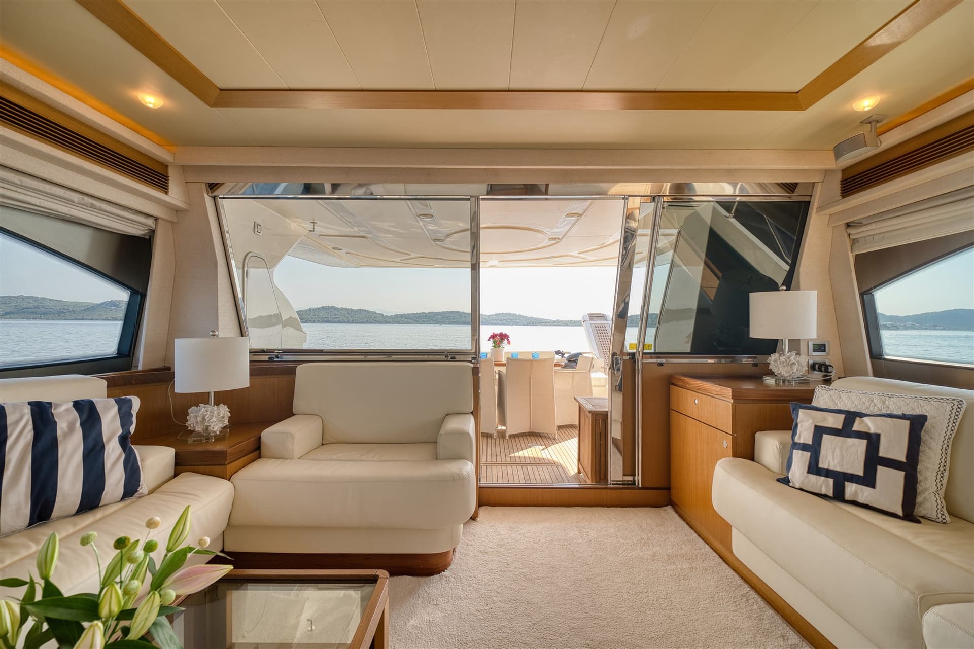 Ferretti Yachts 681 usato - foto hero 7