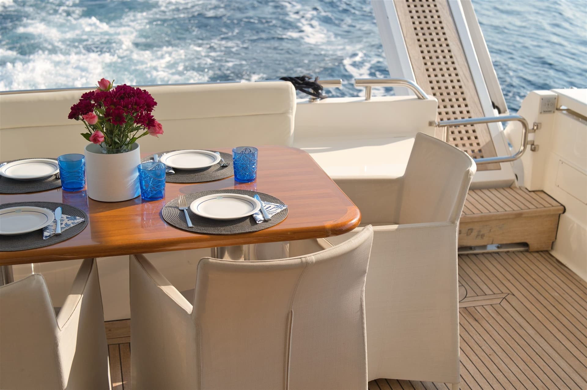 Ferretti Yachts 681 - Interior View Ferretti Yachts 681 - Interior View