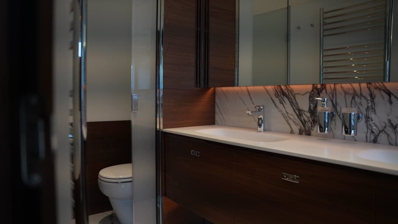 Princess Yachts Y95 usato - foto hero 9