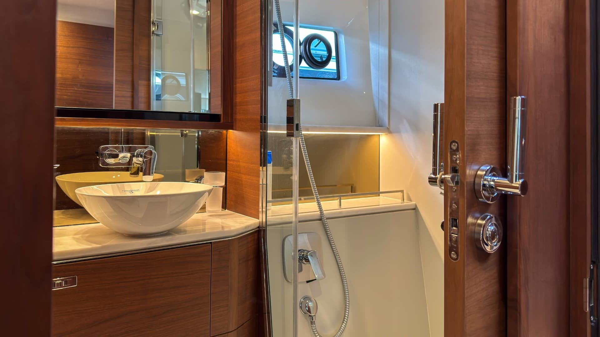 Princess Yachts F55 used - hero image 14