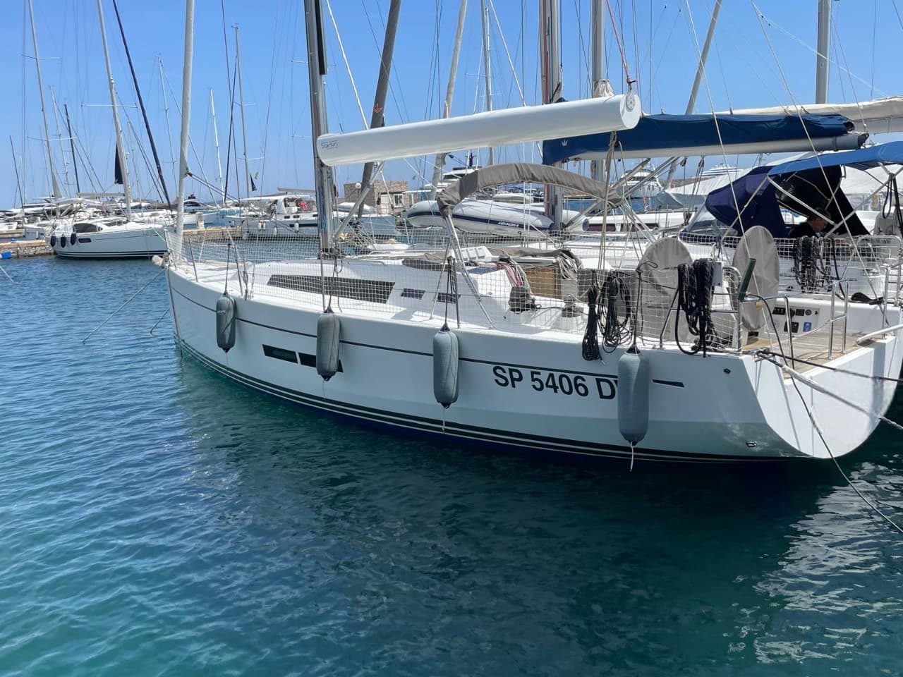 Solaris Solaris 37 - Detail View 1 Solaris Solaris 37 - Detail View 1