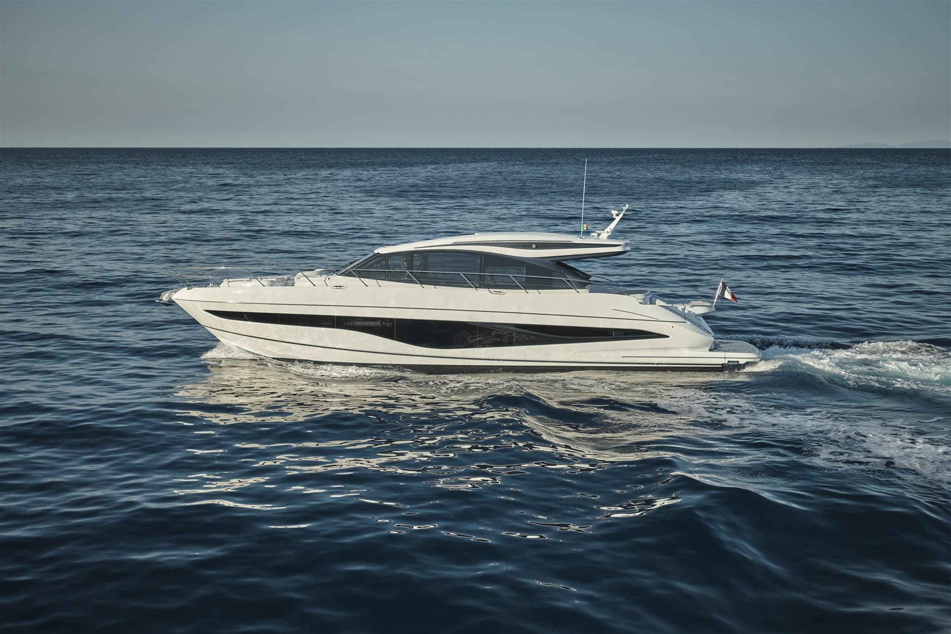 Princess Yachts V 65 used - detail 1