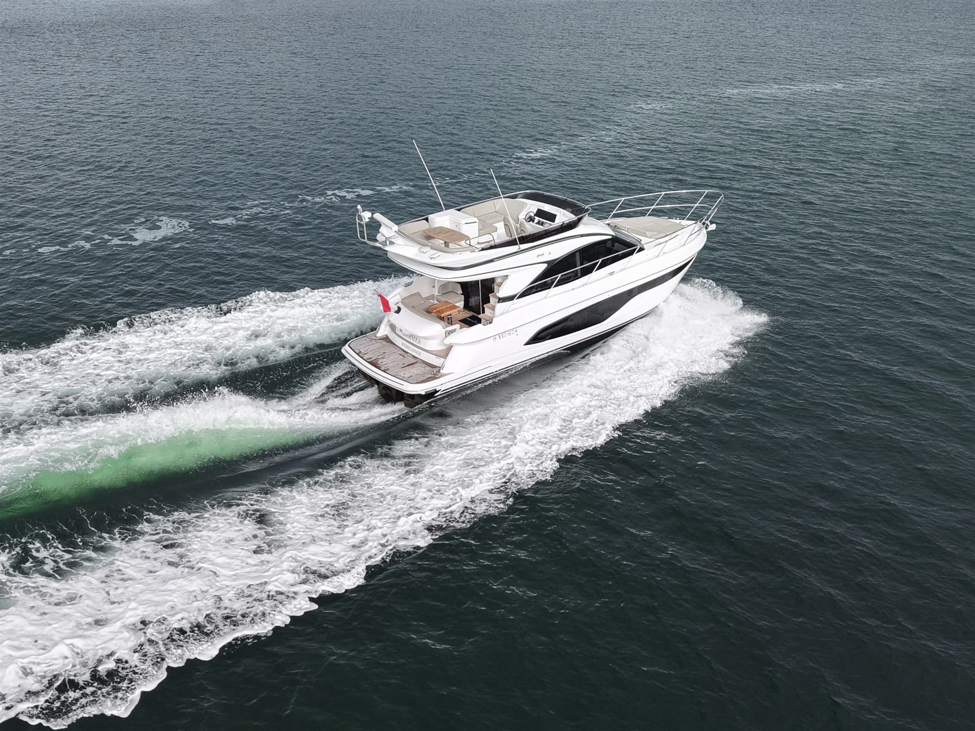 Princess Yachts F45 - Deck View Princess Yachts F45 - Deck View