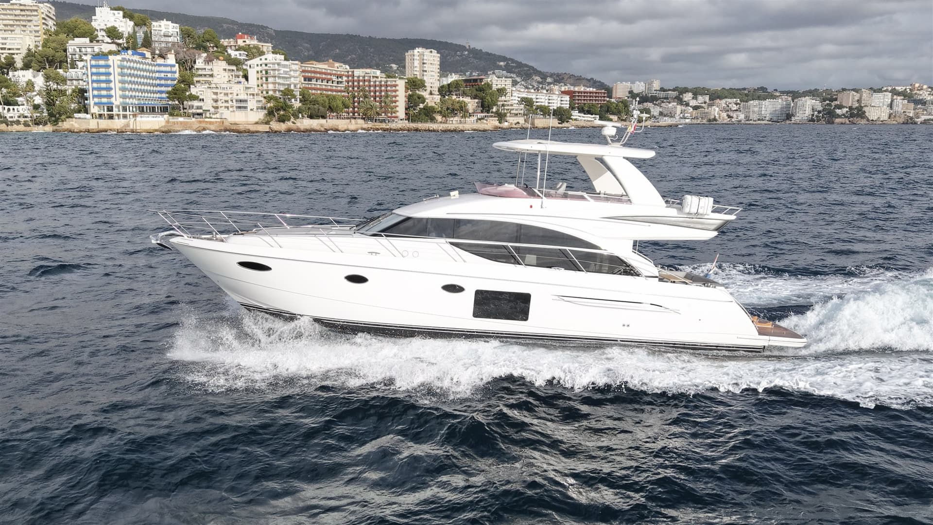 Princess Yachts 60 - Main View Princess Yachts 60 - Main View
