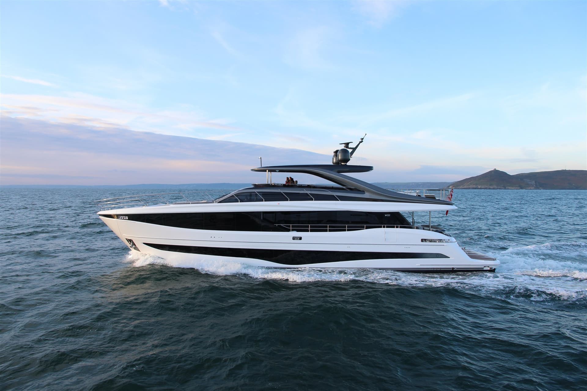 Princess Yachts Y95 usato - dettaglio 1