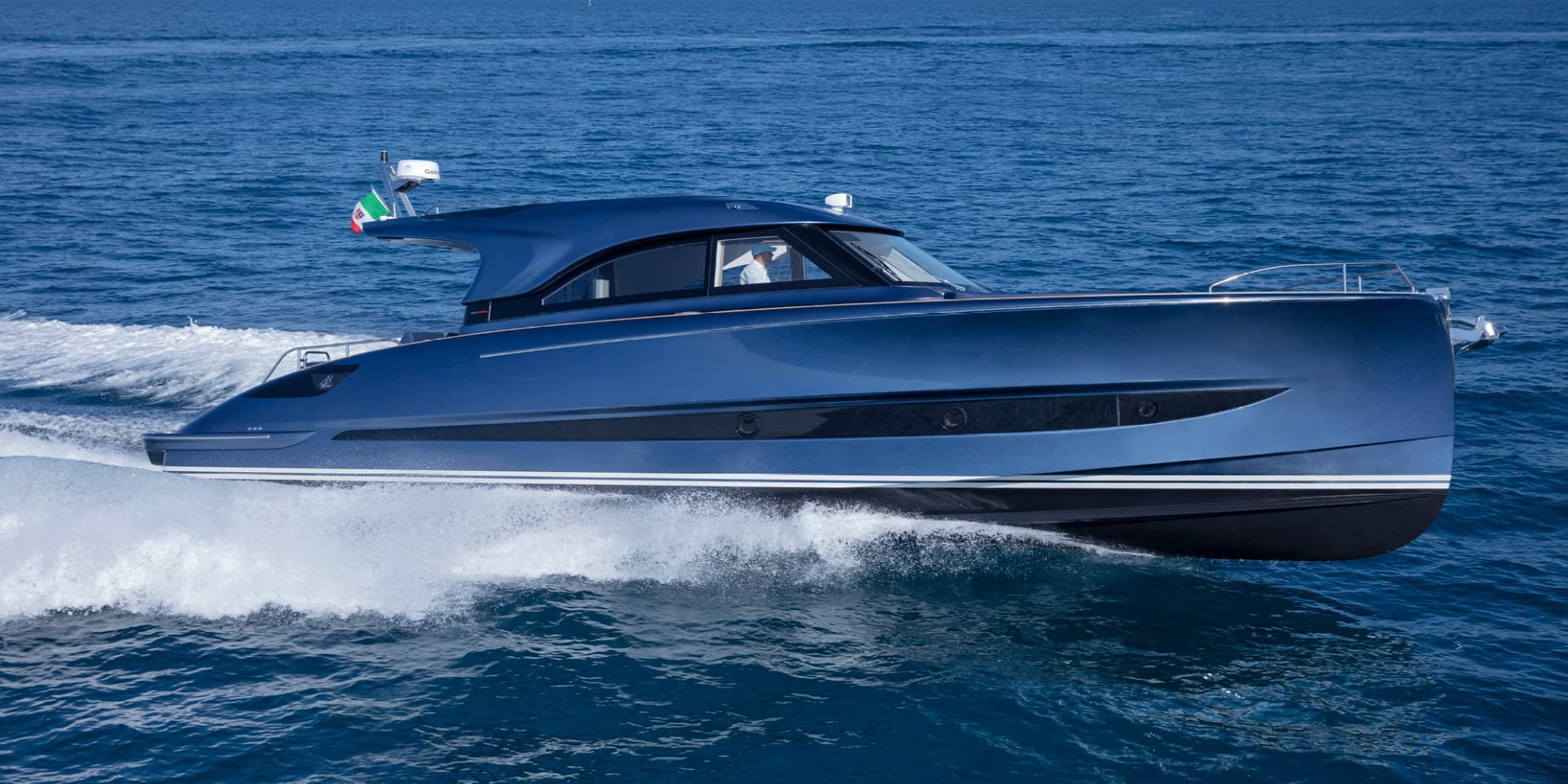 Solaris Power 48 Coupe usato - dettaglio 1