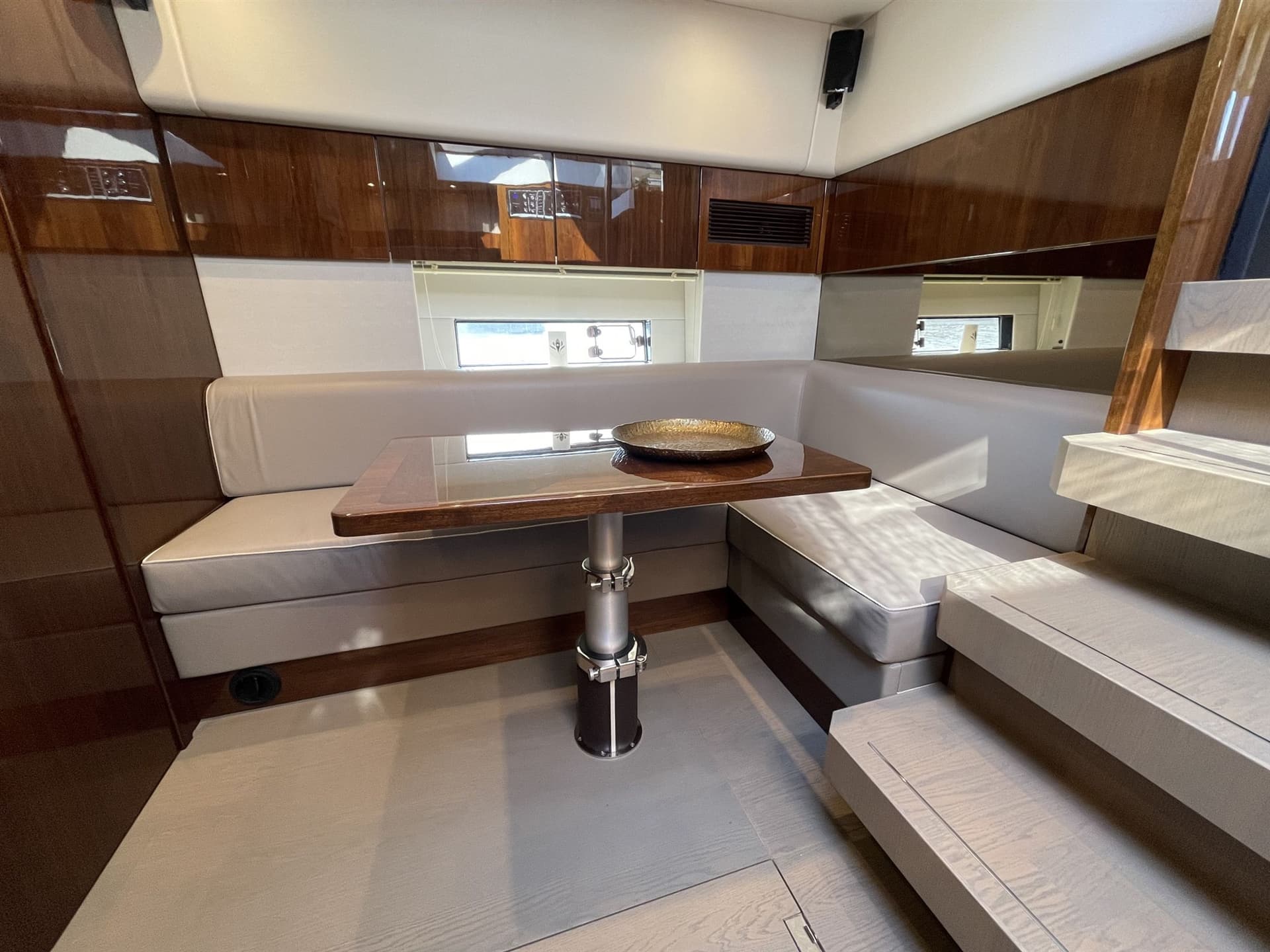 Fairline Targa 48 GT usato - foto hero 14