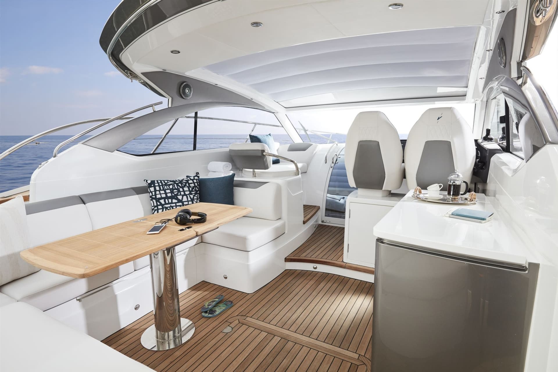 Princess Yachts V40 used - detail 2