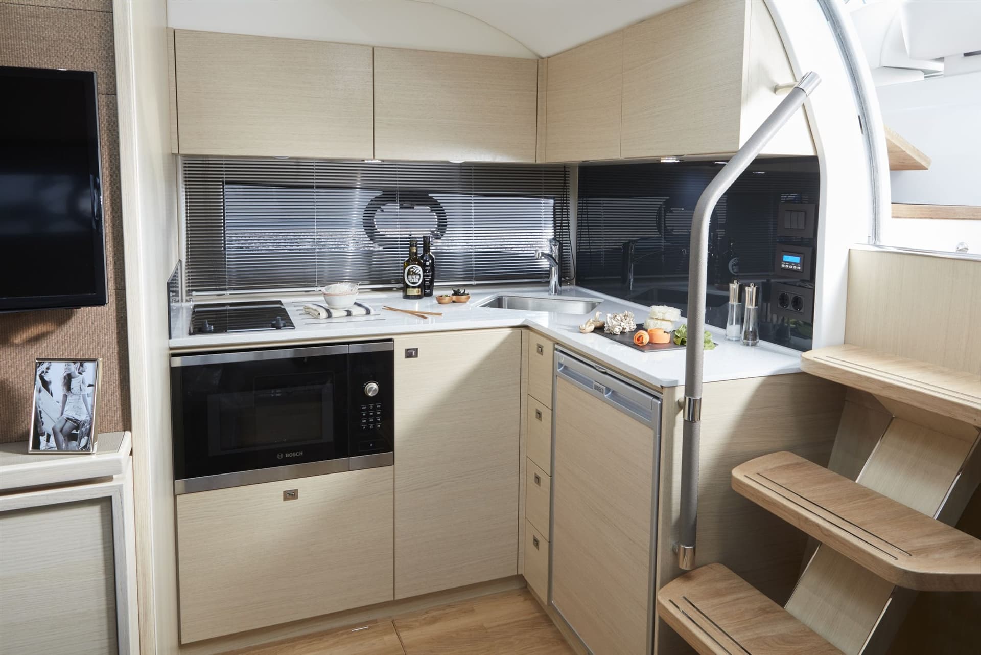 Princess Yachts V40 gebraucht - Detail 4