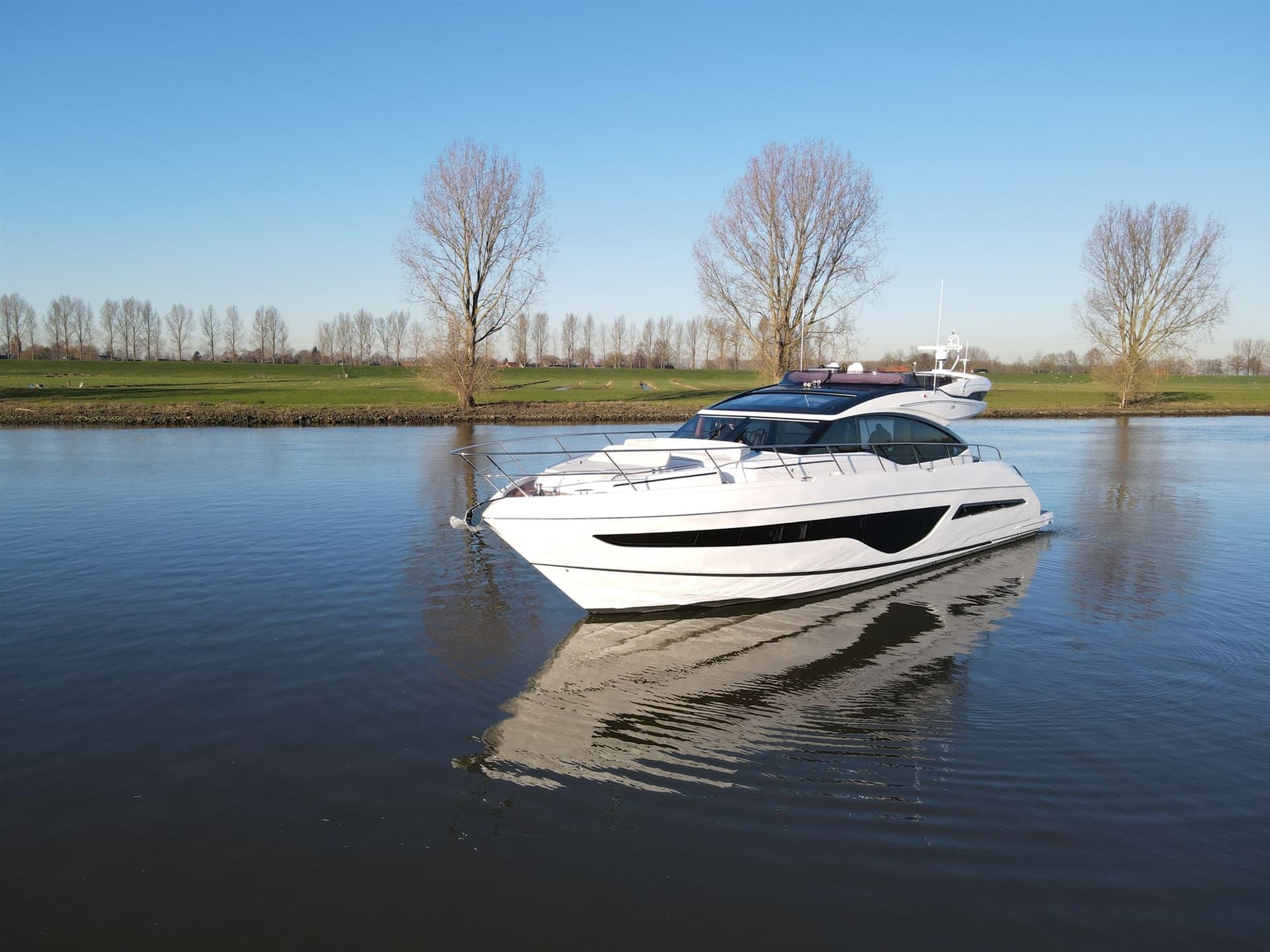 Princess Yachts S66 - Interior View Princess Yachts S66 - Interior View