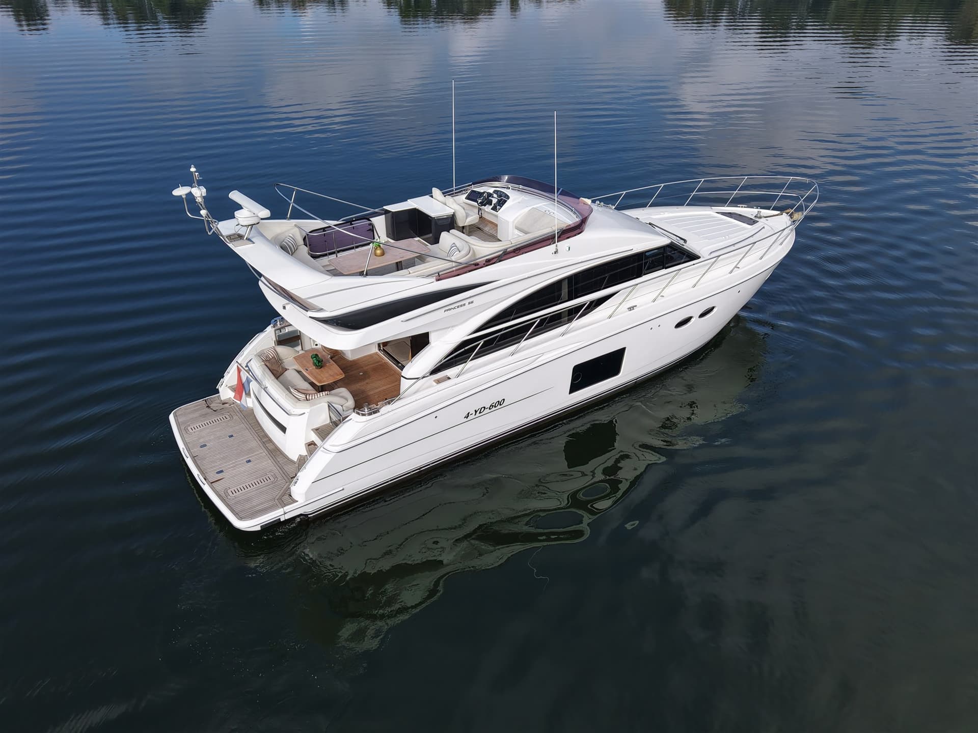 Princess Yachts 56 - Deck View Princess Yachts 56 - Deck View