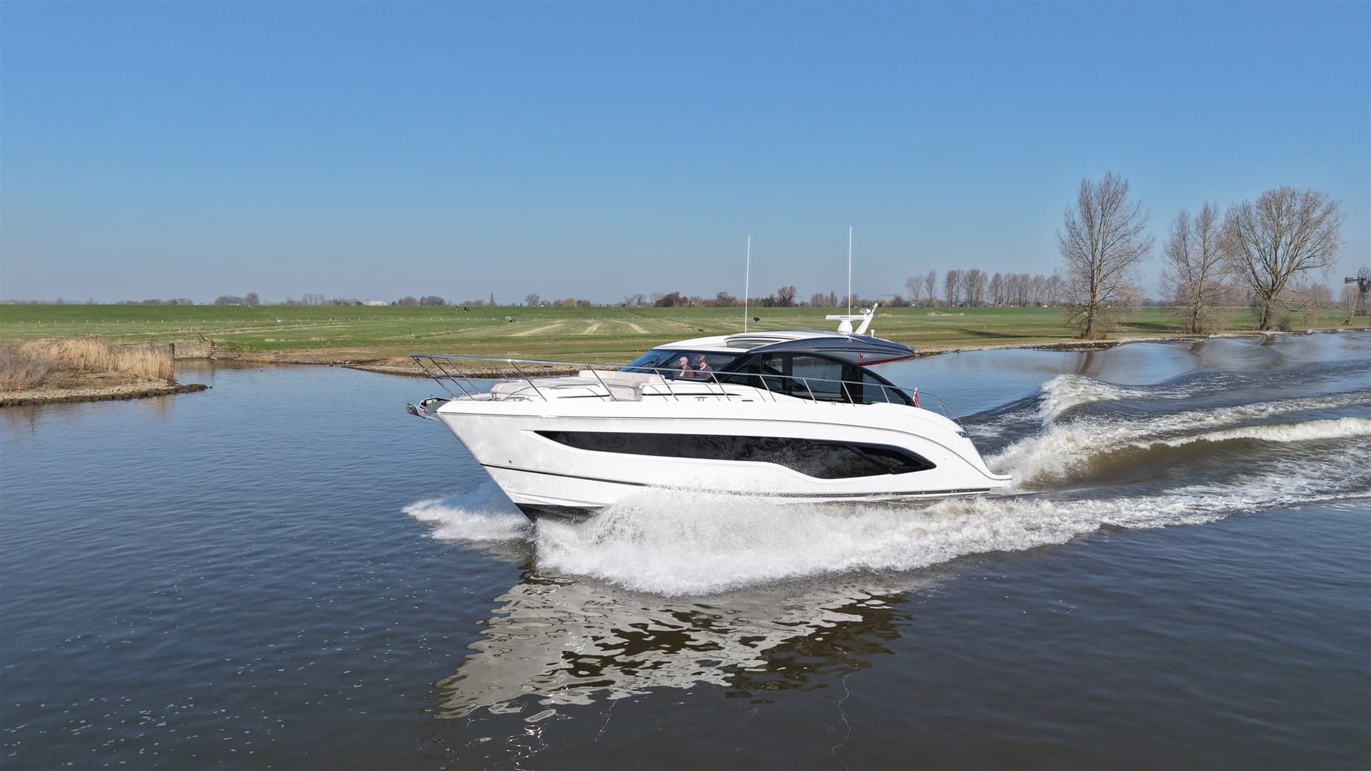 Princess Yachts V55 - Detail View 1 Princess Yachts V55 - Detail View 1