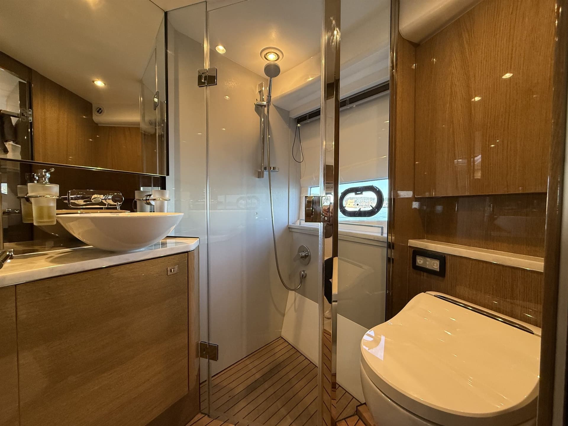 Princess Yachts V50 usato - foto hero 18