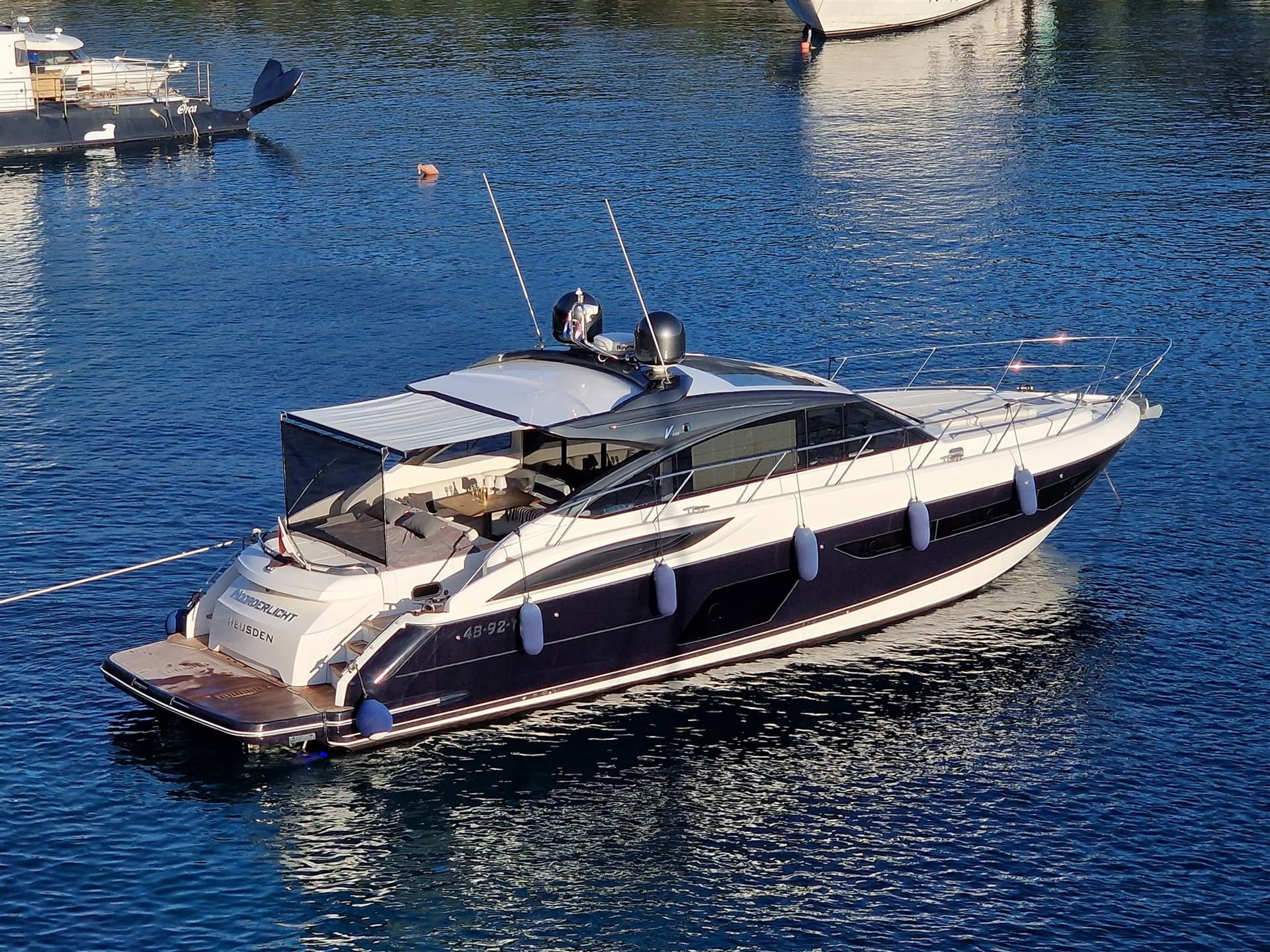 Princess Yachts V58 - Interior View Princess Yachts V58 - Interior View