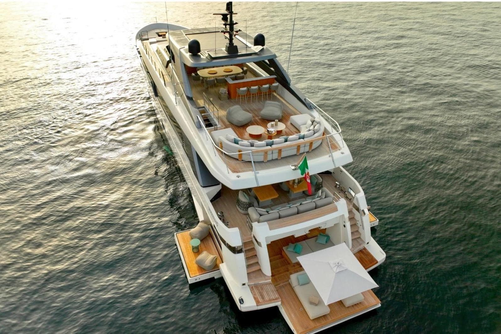 Sanlorenzo Sl120a - Detail View 1 Sanlorenzo Sl120a - Detail View 1