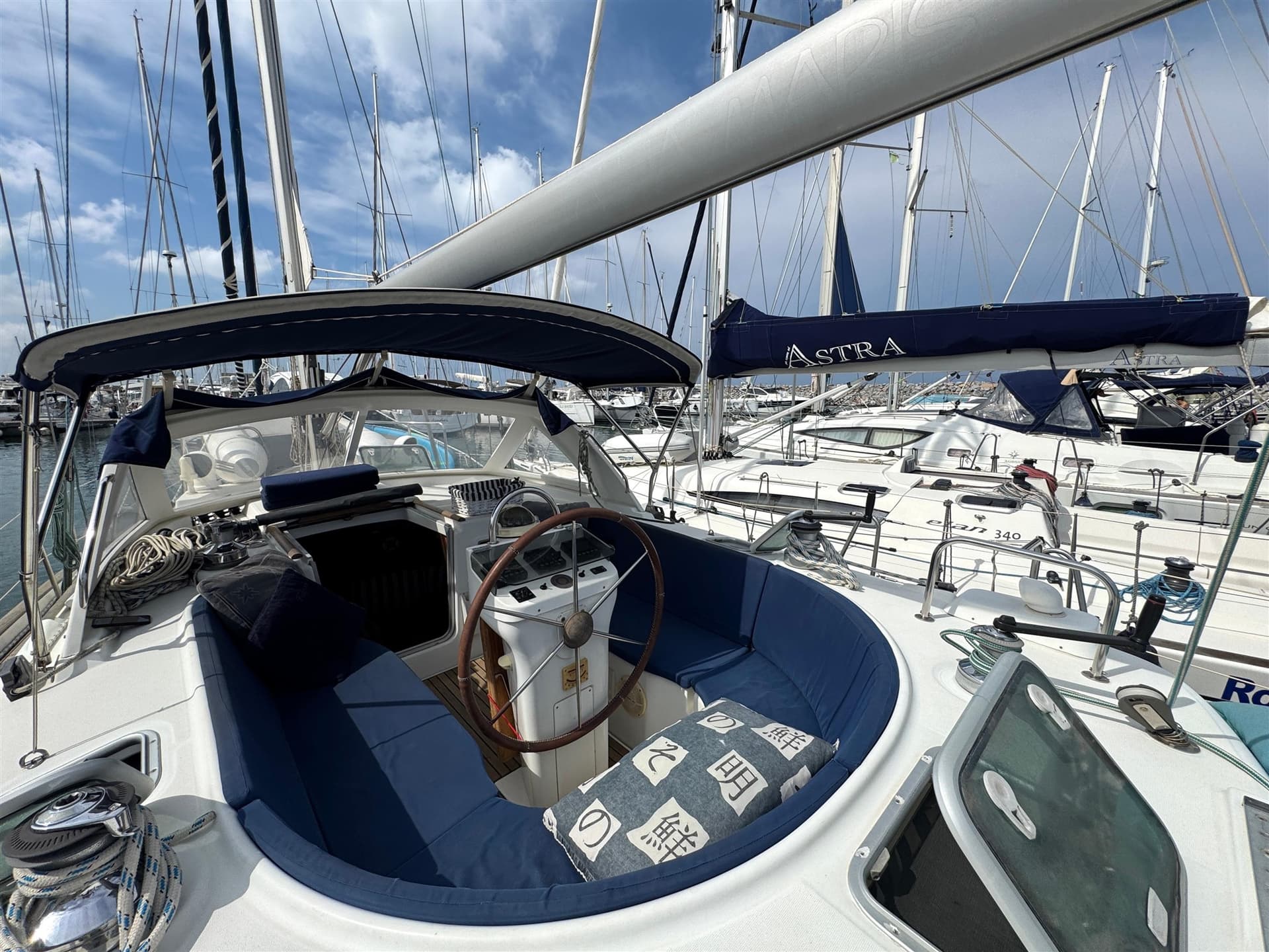 Beneteau Oceanis 40 CC usato - foto hero 8