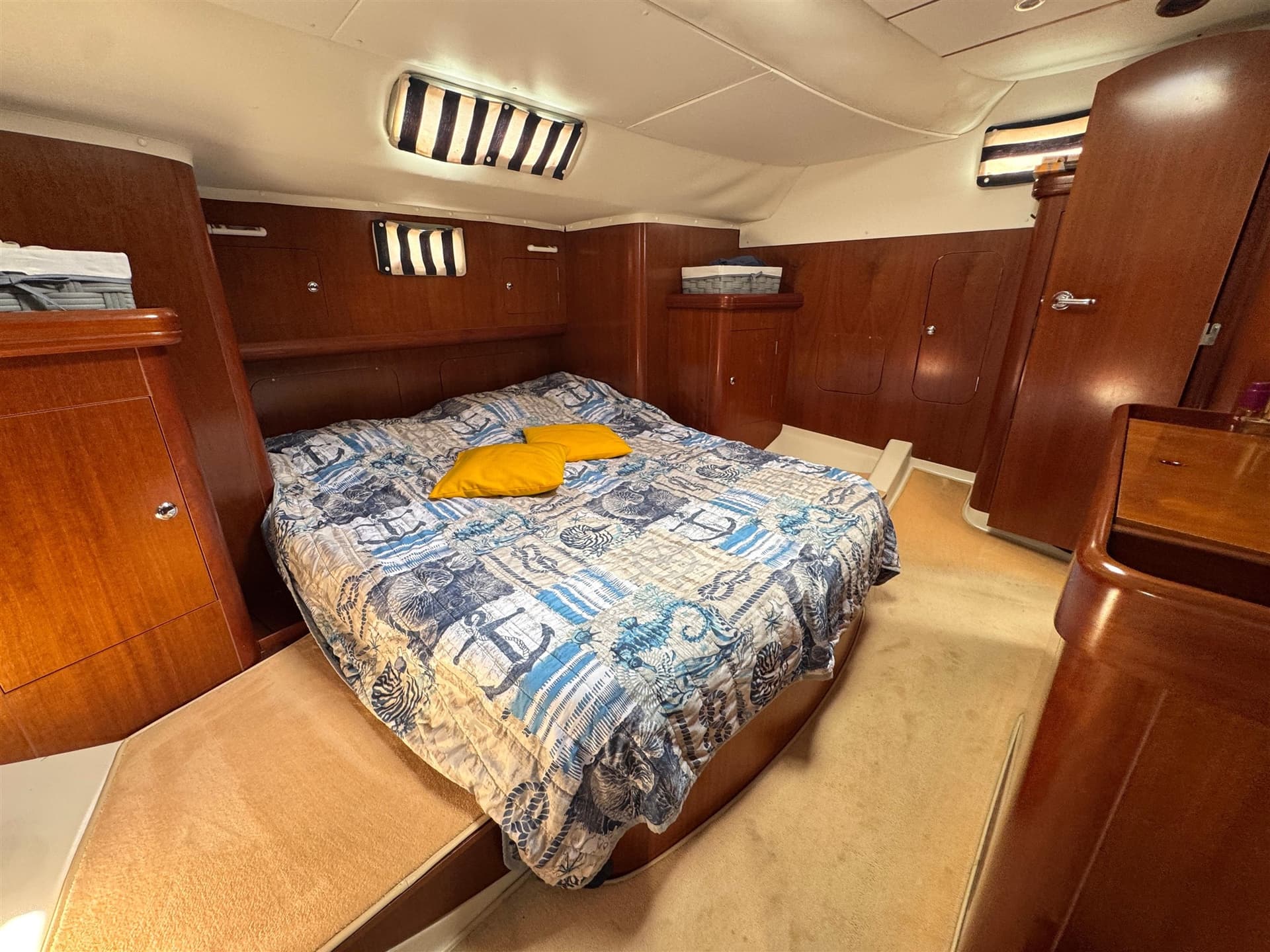 Beneteau Oceanis 40 CC usato - foto hero 22