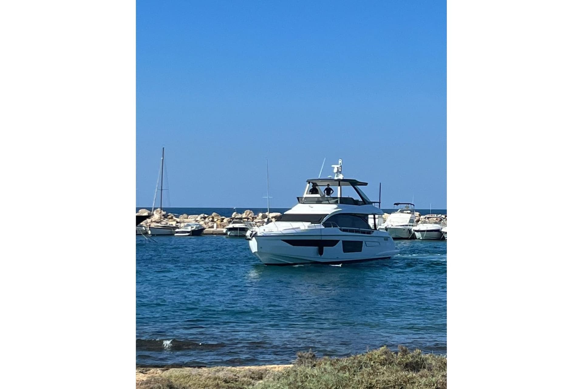 Azimut 68 Fly - Main View Azimut 68 Fly - Main View