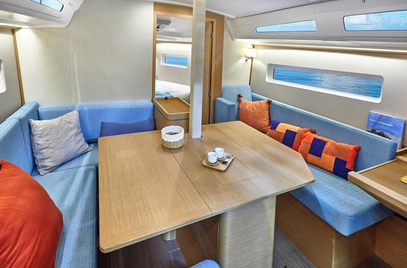 Jeanneau SUN ODYSSEY 380 usato - foto hero 11