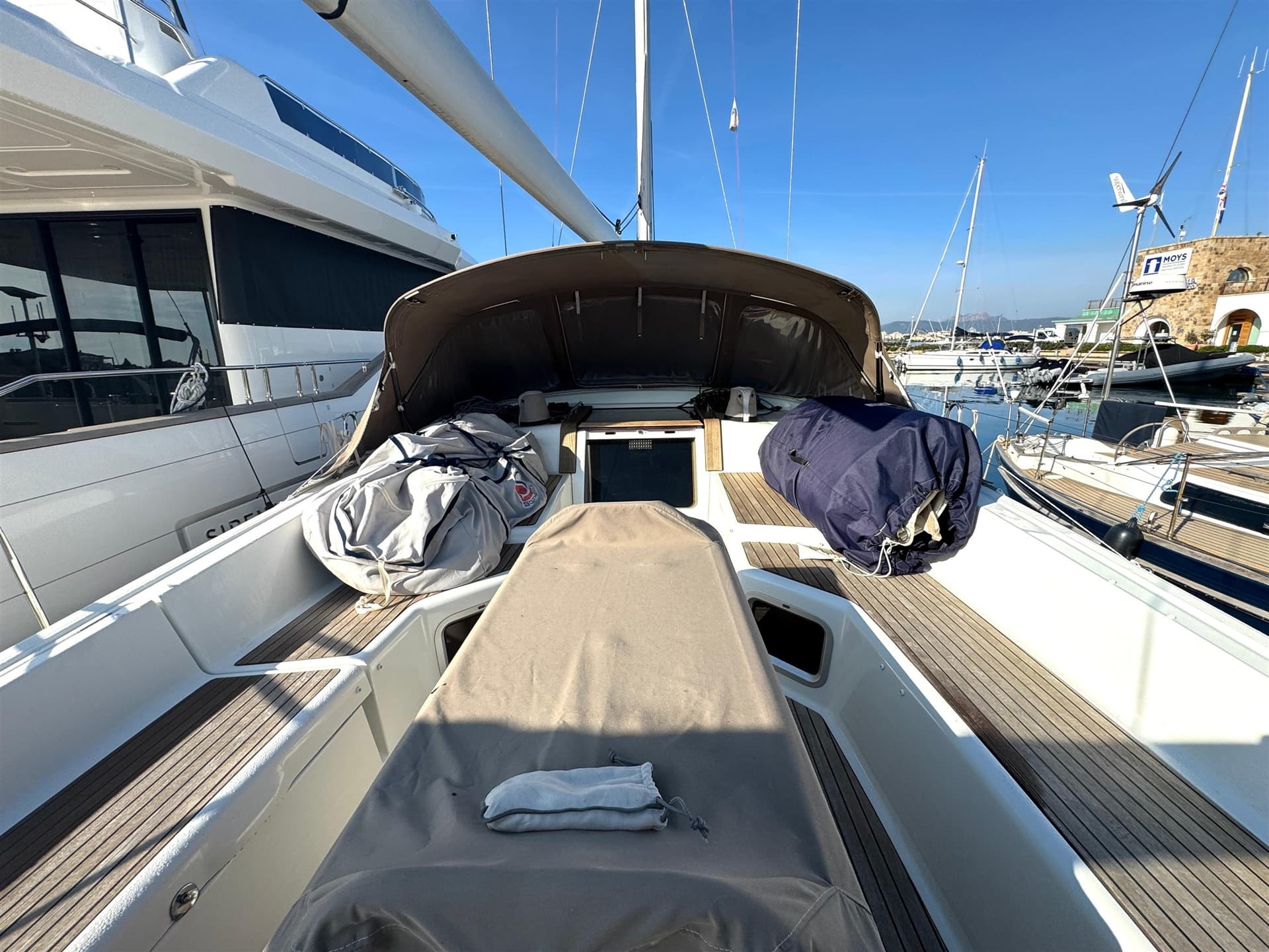 Jeanneau Jeanneau 53 - Interior View Jeanneau Jeanneau 53 - Interior View