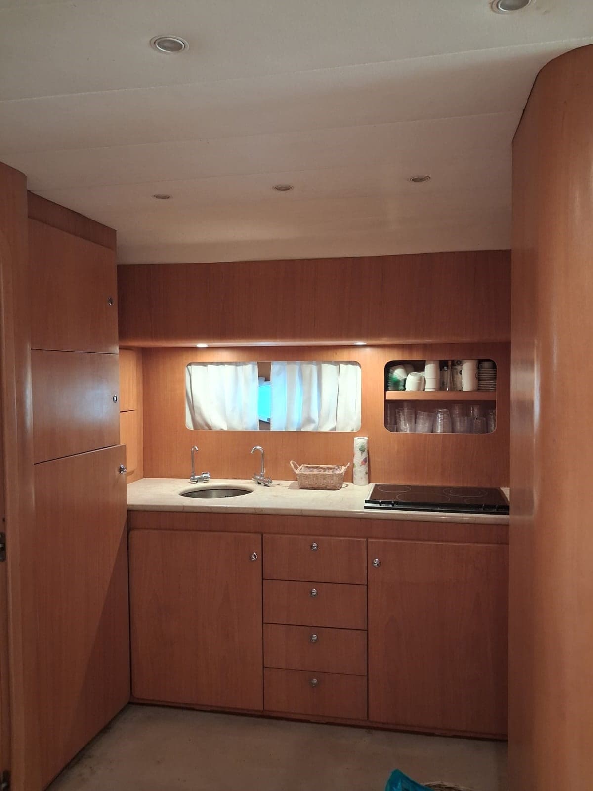 Uniesse Marine UNIESSE 57 OPEN usato - foto hero 14