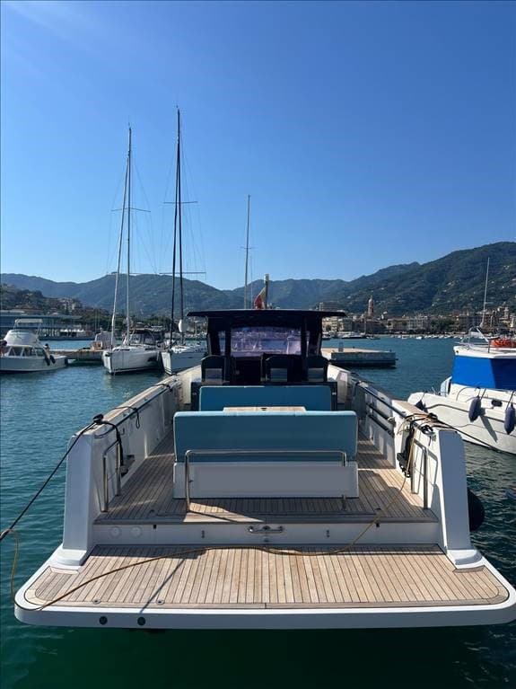 Fjord 40 Open - Detail View 1 Fjord 40 Open - Detail View 1