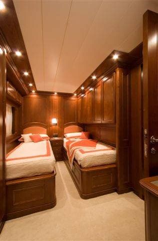 Terranova 85 - Deck View Terranova 85 - Deck View