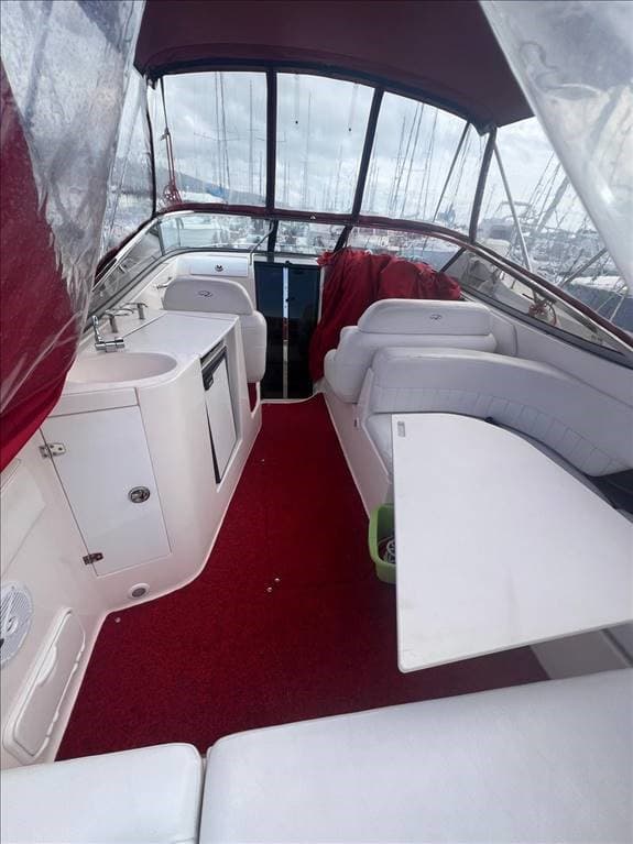 Regal Marine 2550 usato - dettaglio 2