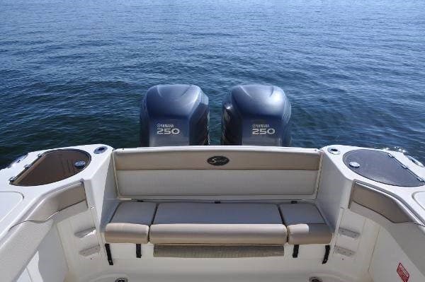 Scout Boats 282 Xsf - Deck View Scout Boats 282 Xsf - Deck View