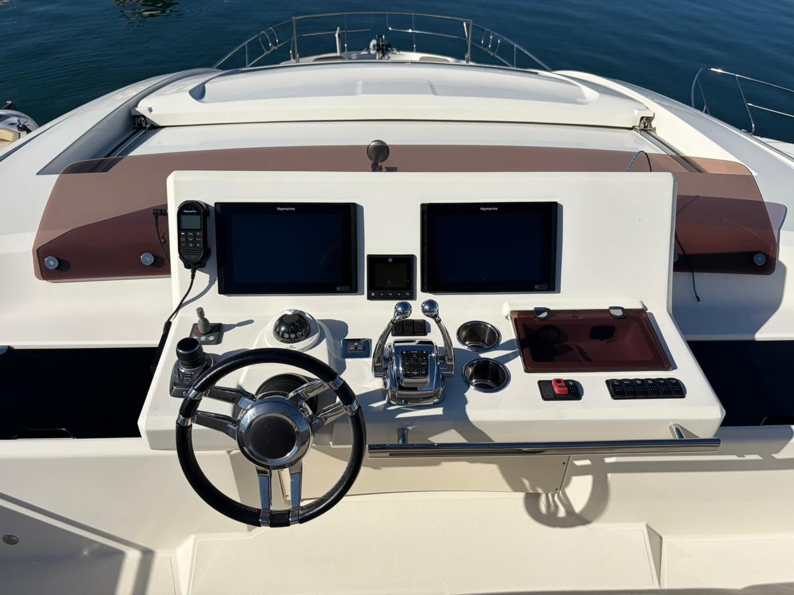 Prestige 590S Sportfly usato - foto hero 13
