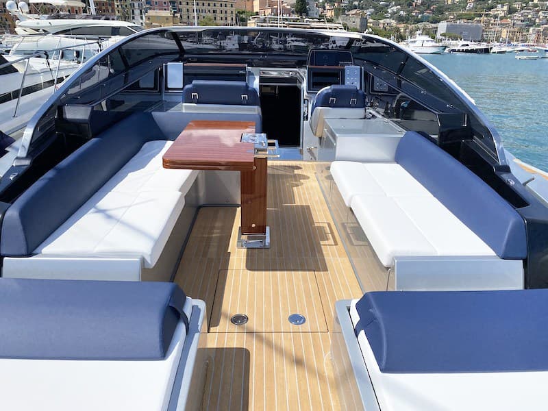 Riva 48 DOLCERIVA used - hero image 6