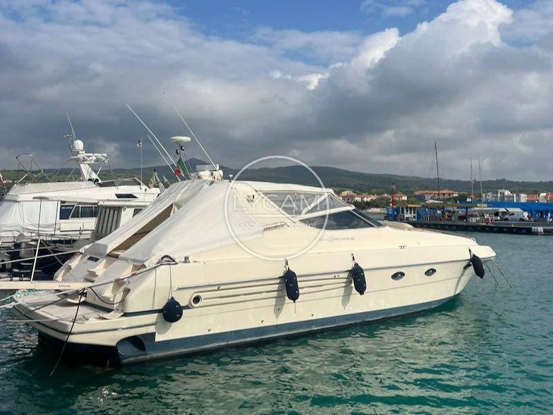 Riva Aquarius 54 - Interior View Riva Aquarius 54 - Interior View