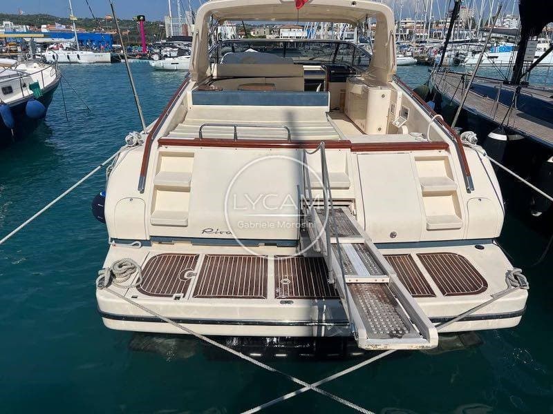 Riva Aquarius 54 - Detail View 1 Riva Aquarius 54 - Detail View 1