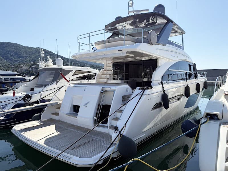 Princess Yachts F70 - Main View Princess Yachts F70 - Main View