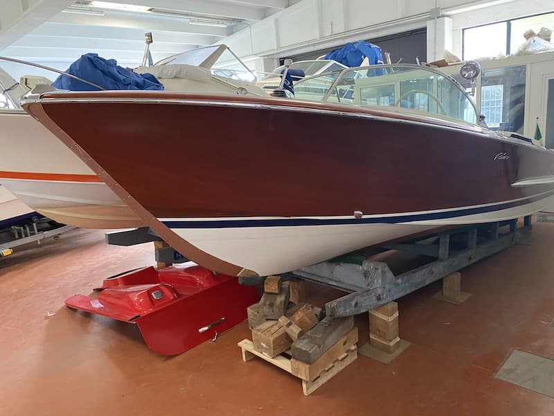 Riva Olimpic - Detail View 1 Riva Olimpic - Detail View 1