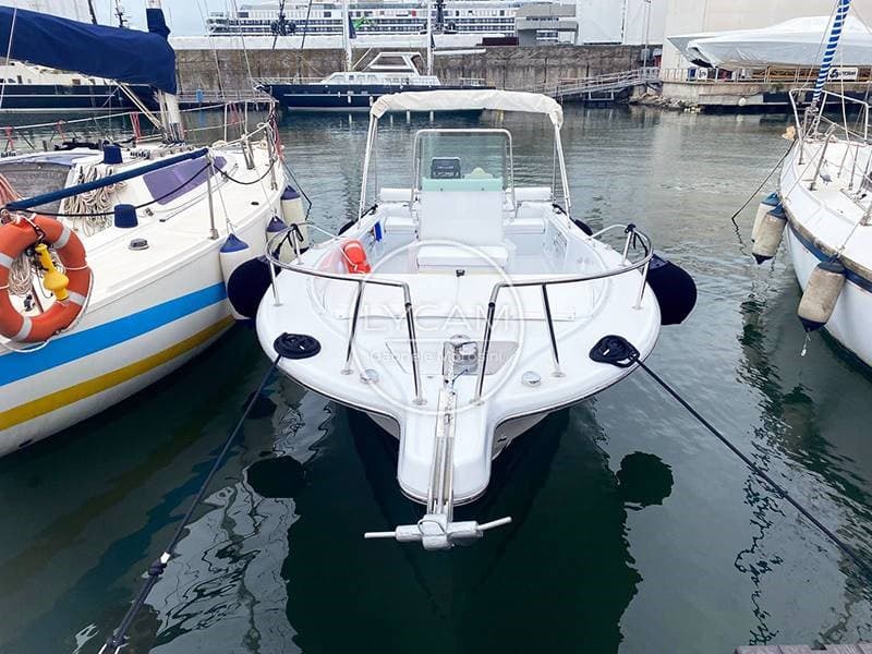 Chantier Naval Kelt White Shark 215 - Detail View 1 Chantier Naval Kelt White Shark 215 - Detail View 1