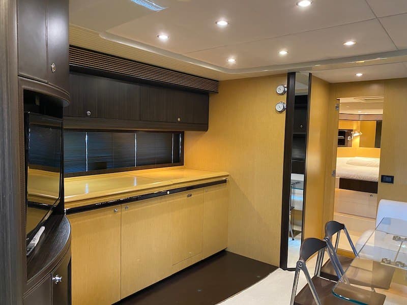 Riva VERTIGO 63 used - hero image 11