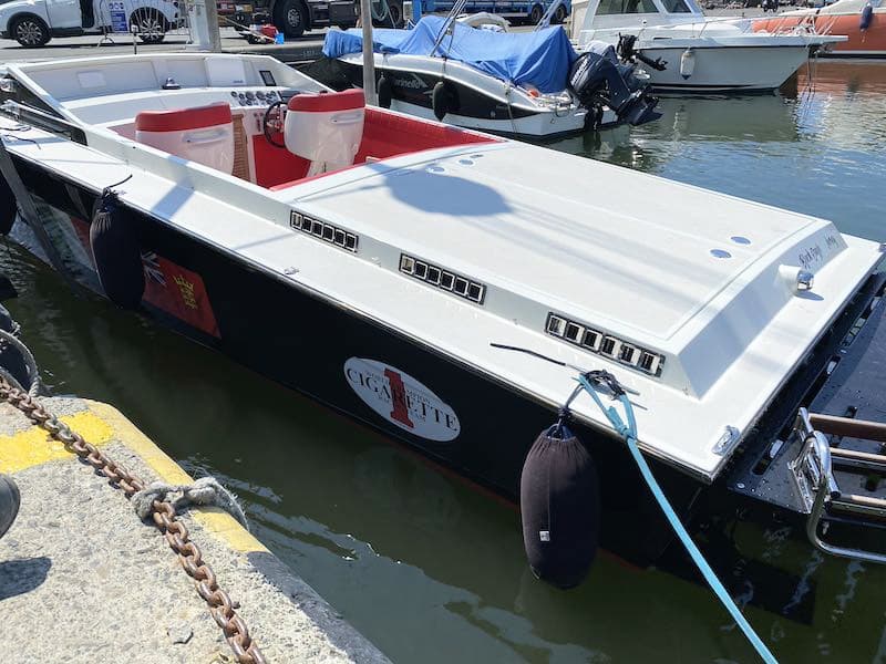 Cigarette R.T. 36 Wide Body - Interior View Cigarette R.T. 36 Wide Body - Interior View